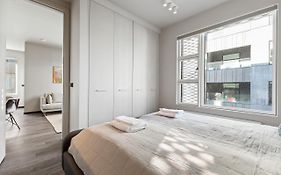 Cozy Lux 2Br & 2Ba City Center With Free Parking